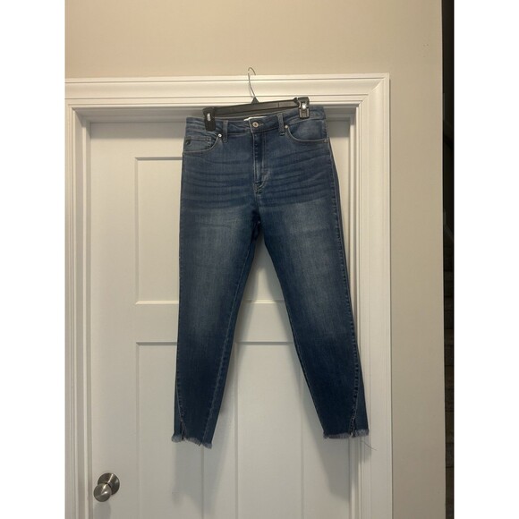 KanCan Mid Rise Tapered Leg Jeans Size 13/30 Dark Wash Stretch Denim Frayed Hem - Picture 1 of 6